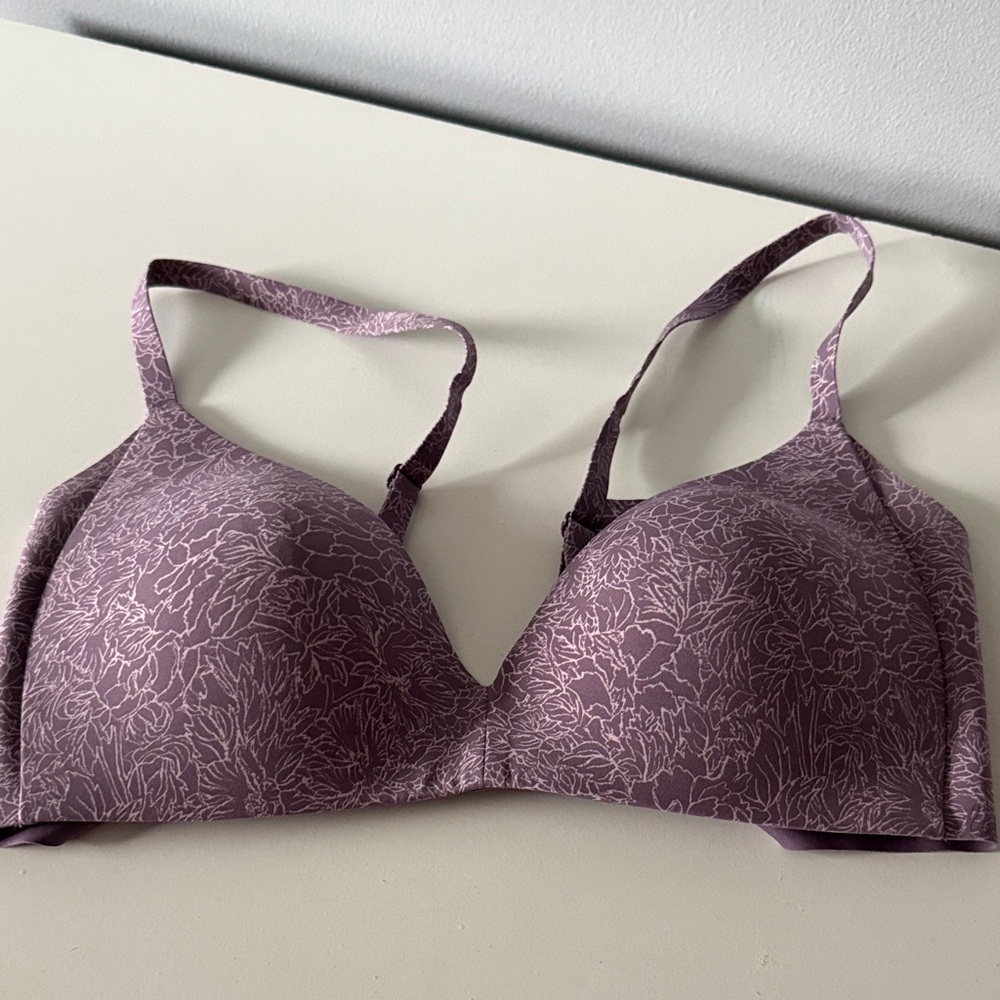 Lululemon bra size 38B